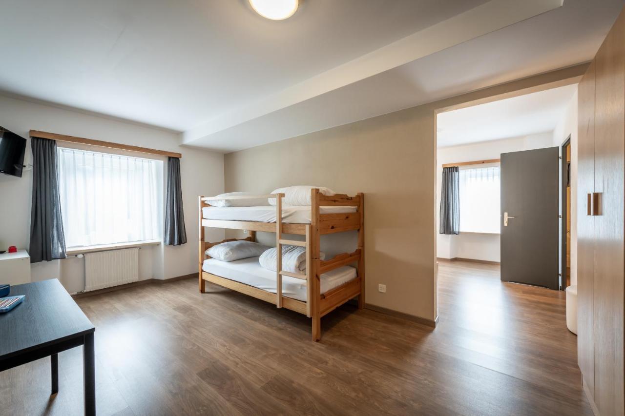 Hotel Greina Rabius Luaran gambar